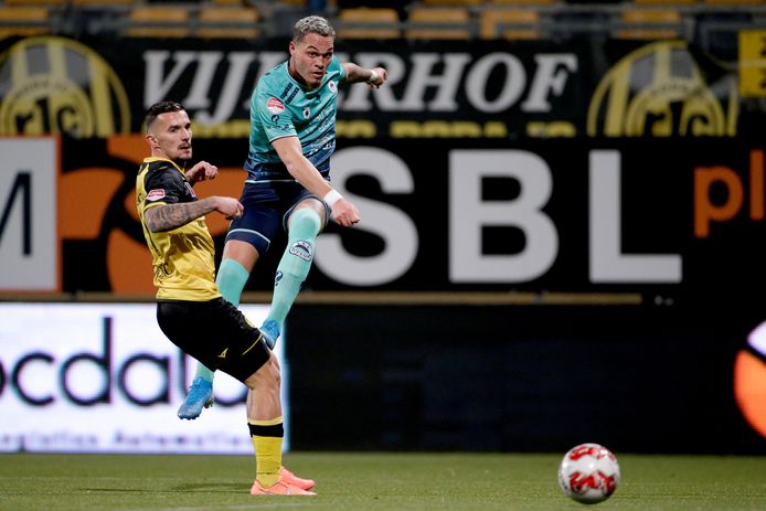 Joël Zwart was met twee treffers de held van de avond.