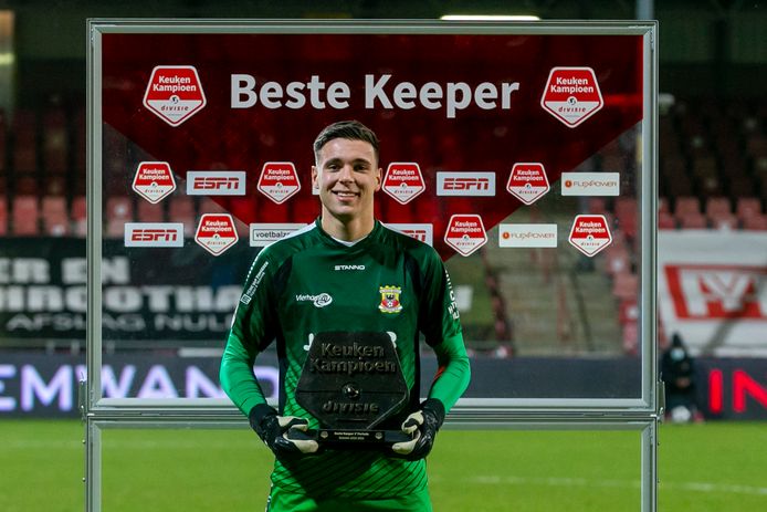 Beste Keeper Jay Gorter Krijgt Zijn Bronzen Schild Ga Eagles Destentor Nl