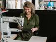Met het geld van de Birkin Bag kocht Annemei haar industriële naaimachine om zelf tassen te kunnen maken.