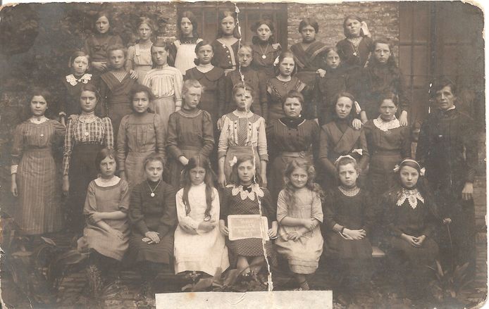 Kan jij de cultuurdienst helpen met oud schoolmateriaal?