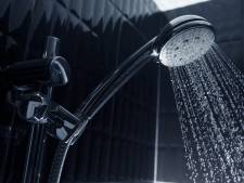 Borsten van puberdochter aanraken bij douchen en buik ‘warm wrijven’ in koud bed is ontucht: vader krijgt jaar cel