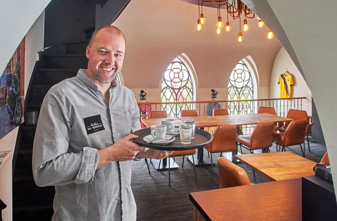 Robert Wallet in zijn restaurant  in Veghel.