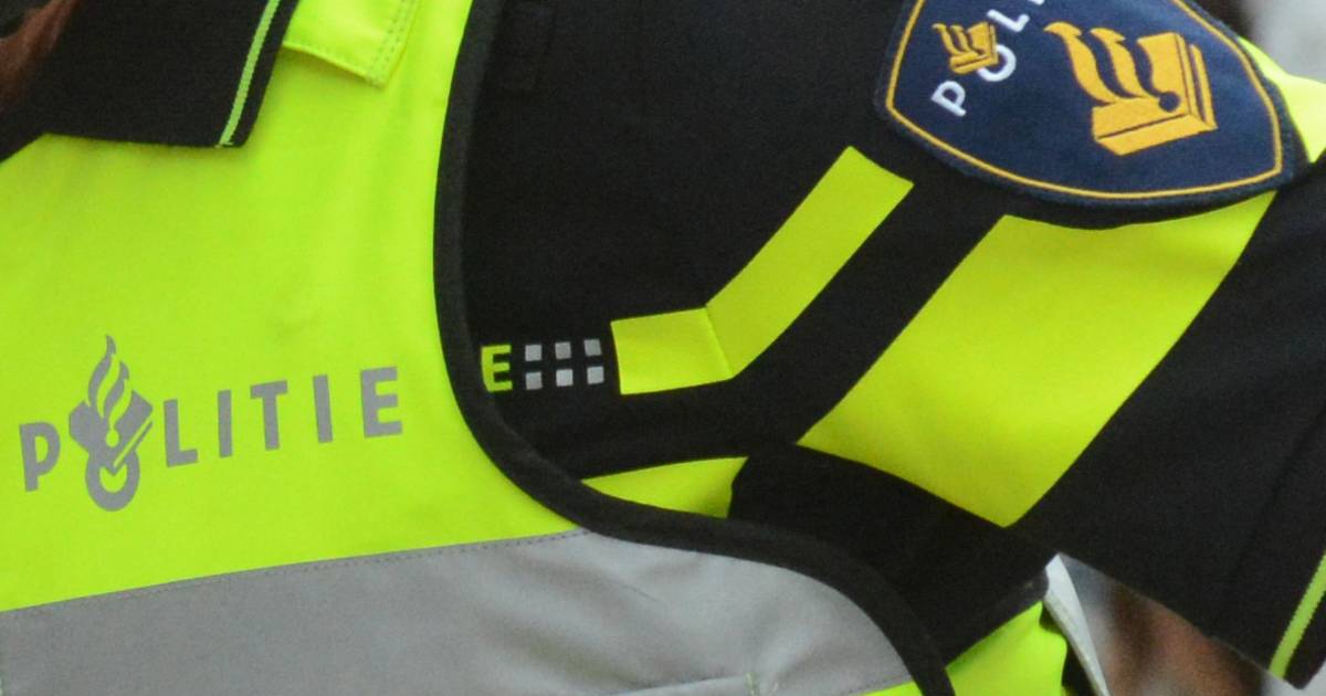 Bijna uur vertraging op A27 door ongeluk bij Werkendam.