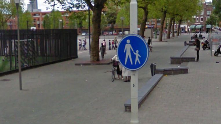 Het Afrikaanderplein in Rotterdam. Beeld Google streetview