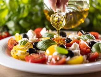 Hoe één eetlepel olijfolie per dag volgens nieuw onderzoek de kans op dementie met 28% vermindert