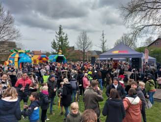 Opening van Palmenmarkt verhuist naar De Waai wegens regenweer