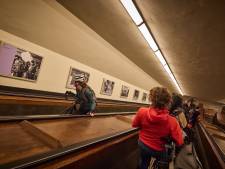 Leuk! Op de roltrap naast Beatrix en ‘WA’: het kan in de Rotterdamse Maastunnel