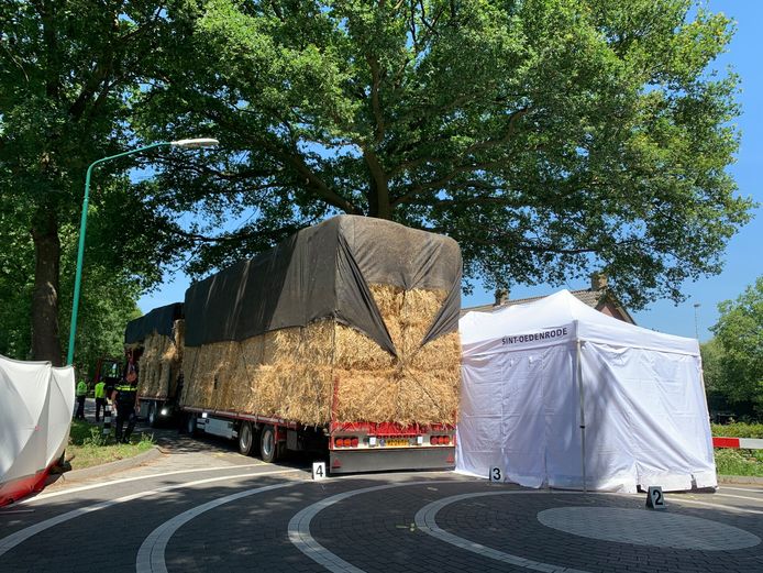 16-jarig meisje om het leven gekomen na botsing met vrachtwagen in Sint-Oedenrode.