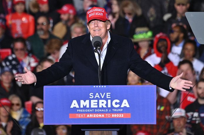 De voormalige president van de Verenigde Staten Donald Trump op een verkiezingsbijeenkomst in januari van dit jaar in Florence (Arizona).