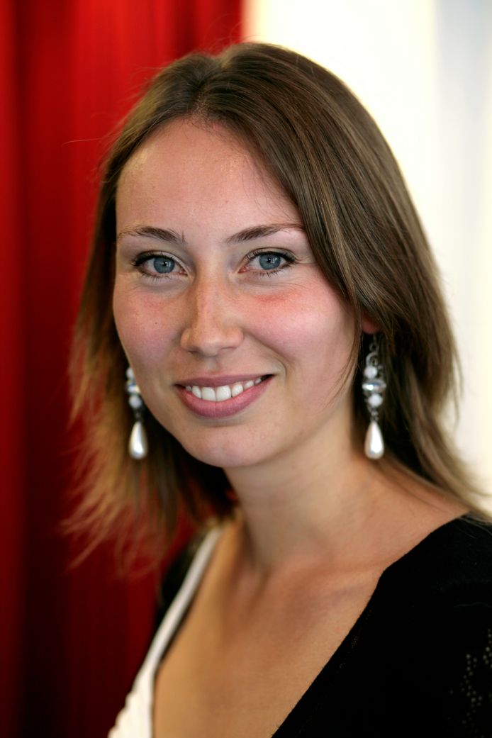 anna-woltz-en-koos-meinderts-krijgen-zilveren-griffel-utrecht-ad-nl