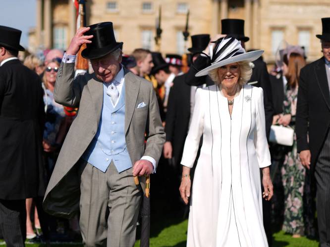 “Het gaat steeds beter”: koningin Camilla geeft update over koning Charles en maakt zelfs een grapje