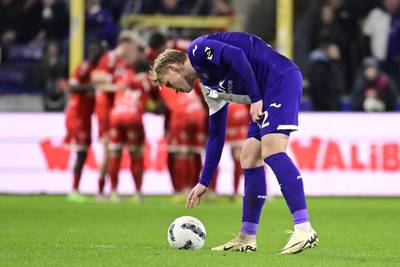 Coup de théâtre au Lotto Park: Anderlecht surpris par Courtrai avant les Champions Playoffs