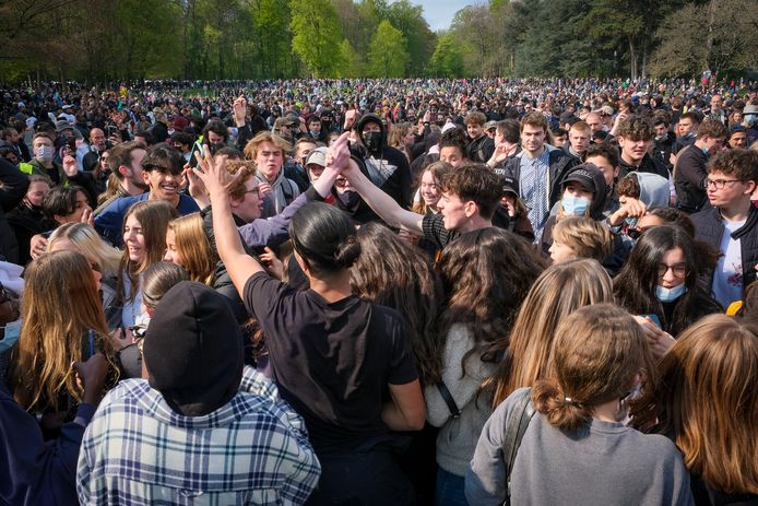 La Boum 2 op zaterdag 1 mei liep opnieuw uit de hand.