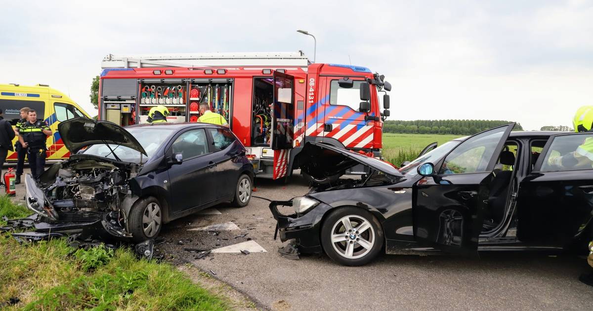 Gewonde en veel schade bij flink ongeval in Maasbommel