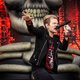 Sum 41 kreeg van Rock Werchter het middagblok, maar gaf het terug als een headlinerset