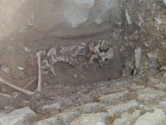 Resten gevonden van kind dat “vampierenbegrafenis” kreeg
