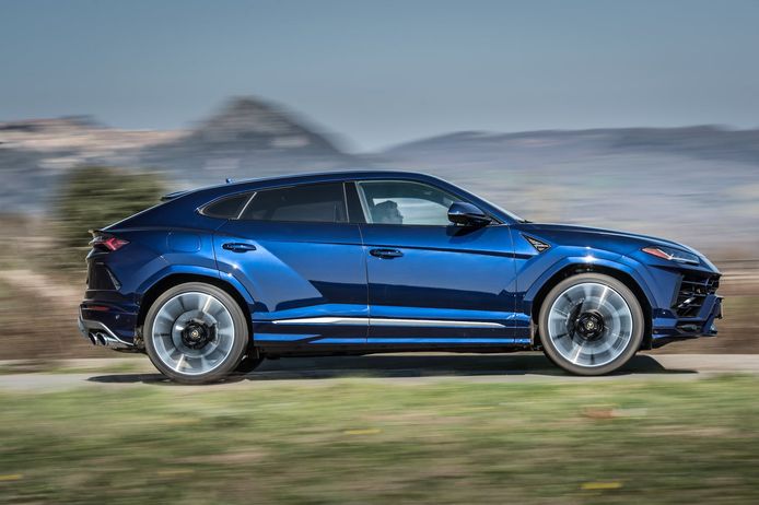 Lamborghini Urus.