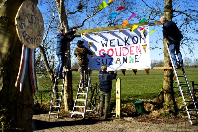 Bij de vorige Olympische Winterspelen versierden buurtbewoners de tuin van Suzanne Schulting.