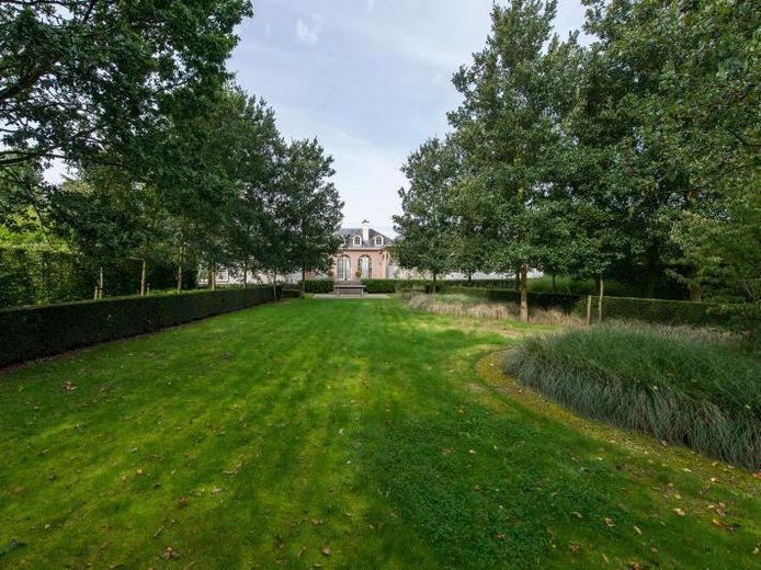 Riante Villa Van Marc Coucke Staat Te Koop Voor 1 3 Miljoen Binnenland Hln Be