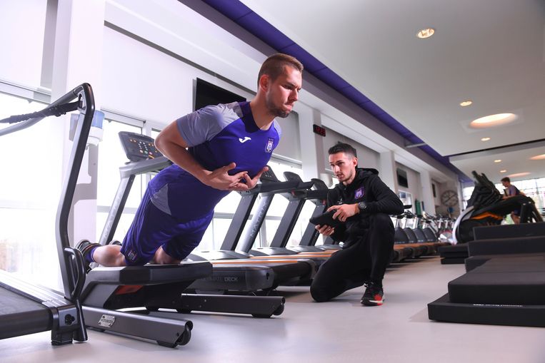 De Kroaat Marko Pjaca legt zijn medische testen af in Neerpede. Hij komt op uitleenbasis over van Juventus. Beeld Photo News