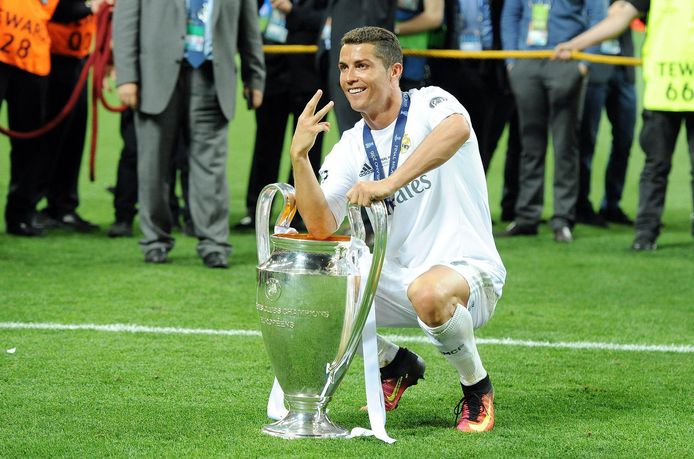 Droogte paar Toezicht houden De eeuwige discussie: Ronaldo of Messi? | Real Madrid | AD.nl