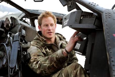 Prins Harry zwaar onder vuur in militaire kringen nadat hij dodental verklapt : “Hoe dóm kan je zijn?”