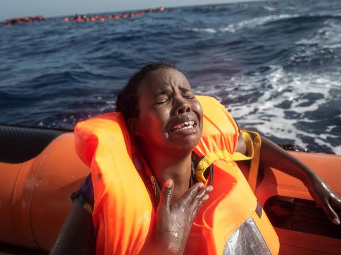 Bende smokkelt vluchtelingen Middellandse Zee over met jetski
