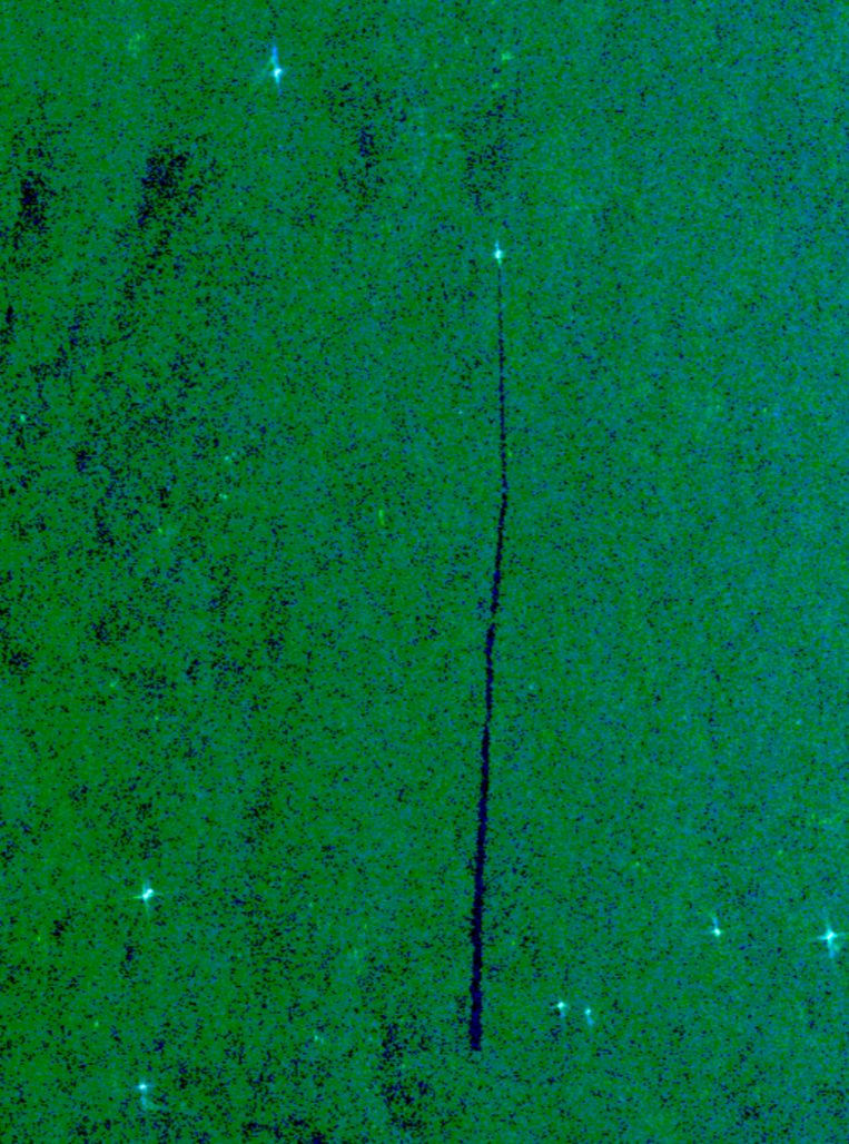 Het vermoedelijke oliewaterspoor op 1 september 2020, deels in Nederlandse wateren.› Beeld SkyTruth