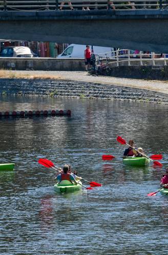 REPORTAGE. 225 kilometer in de auto om twee keer twee kilometer te kajakken 