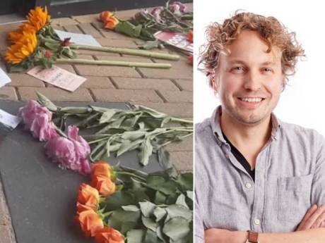 Mag ik die rouwboeketten ‘voor de democratie’ een tikje verwend vinden?