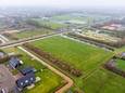 De 50 flexwoningen zijn bedoeld om eind dit jaar op twee graspercelen aan de Sportlaan in Ommen geplaatst te worden.