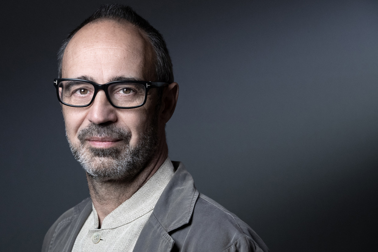 Nel suo primo romanzo in otto anni, Niccolò Ammaniti sembra impacciato ★★ ☆☆☆