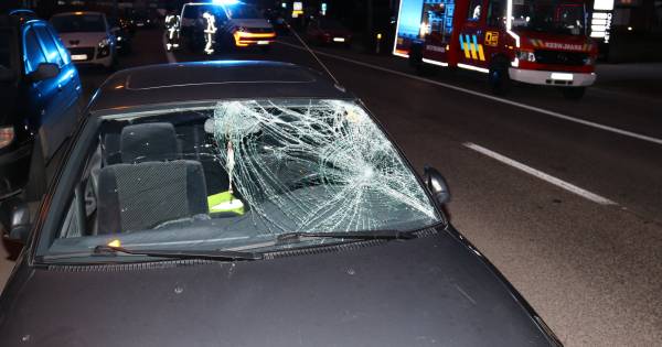 Belgisch meisje overleden na aanrijding terwijl ze met broertje op de arm straat overstak.
