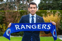Giovanni van Bronckhorst bij zijn nieuwe club Rangers FC.