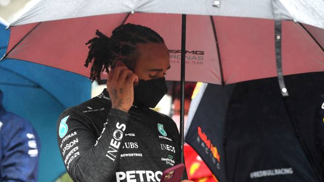 Hamilton leeft mee met fans: ‘Ze zijn beroofd van een race en moeten hun geld terug krijgen’