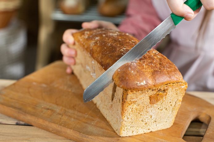 Een Eindhovenaar had een koeriersbedrijf en een bakkerij. De belasting ontdekt echter een flinke fraude. Zo is er nooit een brood gebakken.