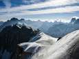 Twee klimmers komen om op Mont Blanc na val van honderden meters