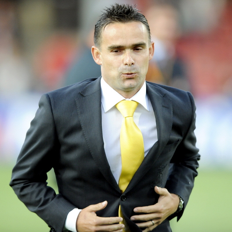 Overmars Go Ahead Eagles : Ga Eaglesdeventer Nl Marc Overmars Stopt Na