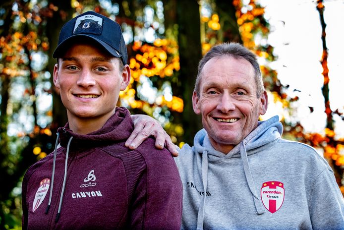   Foto på Mathieu Van Der Poel  & hans  Pappa  Adri van der Poel