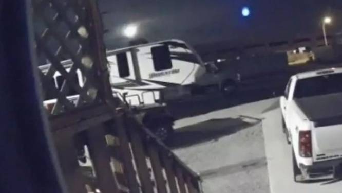 Canadese privécamera filmt meteoor die in vlammen uiteenspat