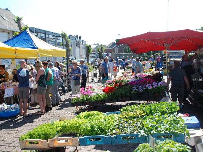 Kapelle Markt: feestelijke editie van wekelijkse markt op Hemelvaartsdag