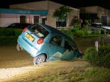 Auto zakt weg in sinkhole: hoe ontstaan ze eigenlijk?