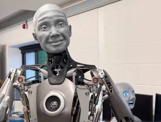 Gelaatsuitdrukkingen van robot Ameca zijn griezelig echt