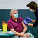 Nederland gaat weer vaccineren met AstraZeneca