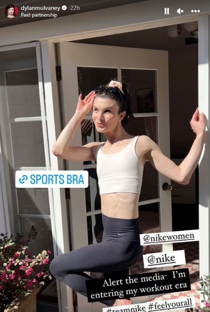 Skiën Convergeren Lunch Caitlyn Jenner haalt uit naar Nike, na campagne met trans vrouw:  “Schandalig dat jullie zo woke zijn geworden” | Celebrities | hln.be