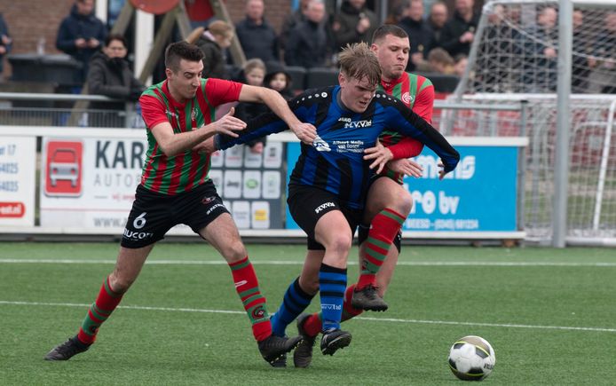 Haaften (hier op archiefbeeld tegen MVV'58) verloor met 5-2 bij NEO'25.