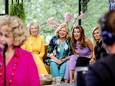 Pernille La Lau, Loretta Schrijver, Quinty Trustfull en Vivian Slingerland tijdens de laatste aflevering van het RTL 4-programma Koffietijd.