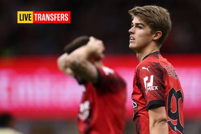 LIVE TRANSFERS. “PSV schakelt snel voor De Ketelaere” - Anderlecht haalt met Maxime Dupé nieuwe doelman - Busquets officieel naar Inter Miami