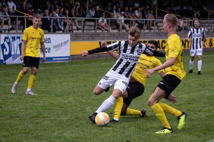 Een sterk spelende Willem den Dekker eerder dit seizoen tegen Halsteren.