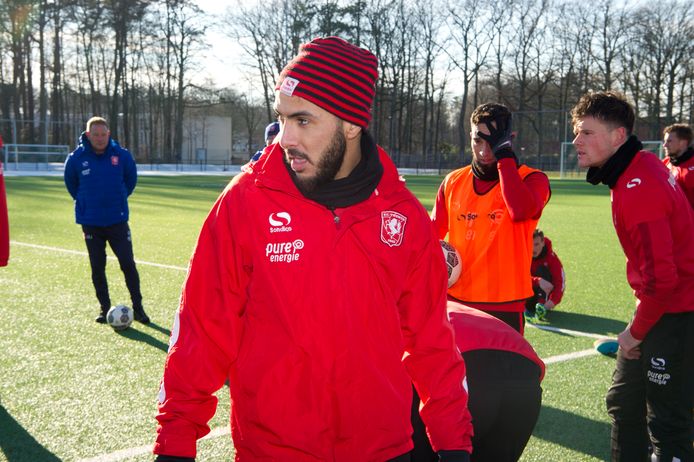 Oussama Assaidi op de training van FC Twente.